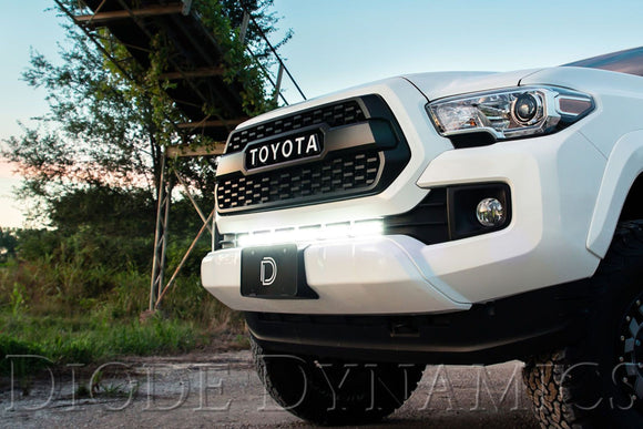 DD Grille Light Kit: Toyota Tacoma (16-20) (SS30 Bar / White / Combo Beam)